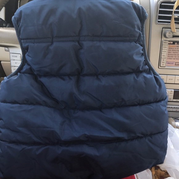 H&M vest - Picture 3 of 3